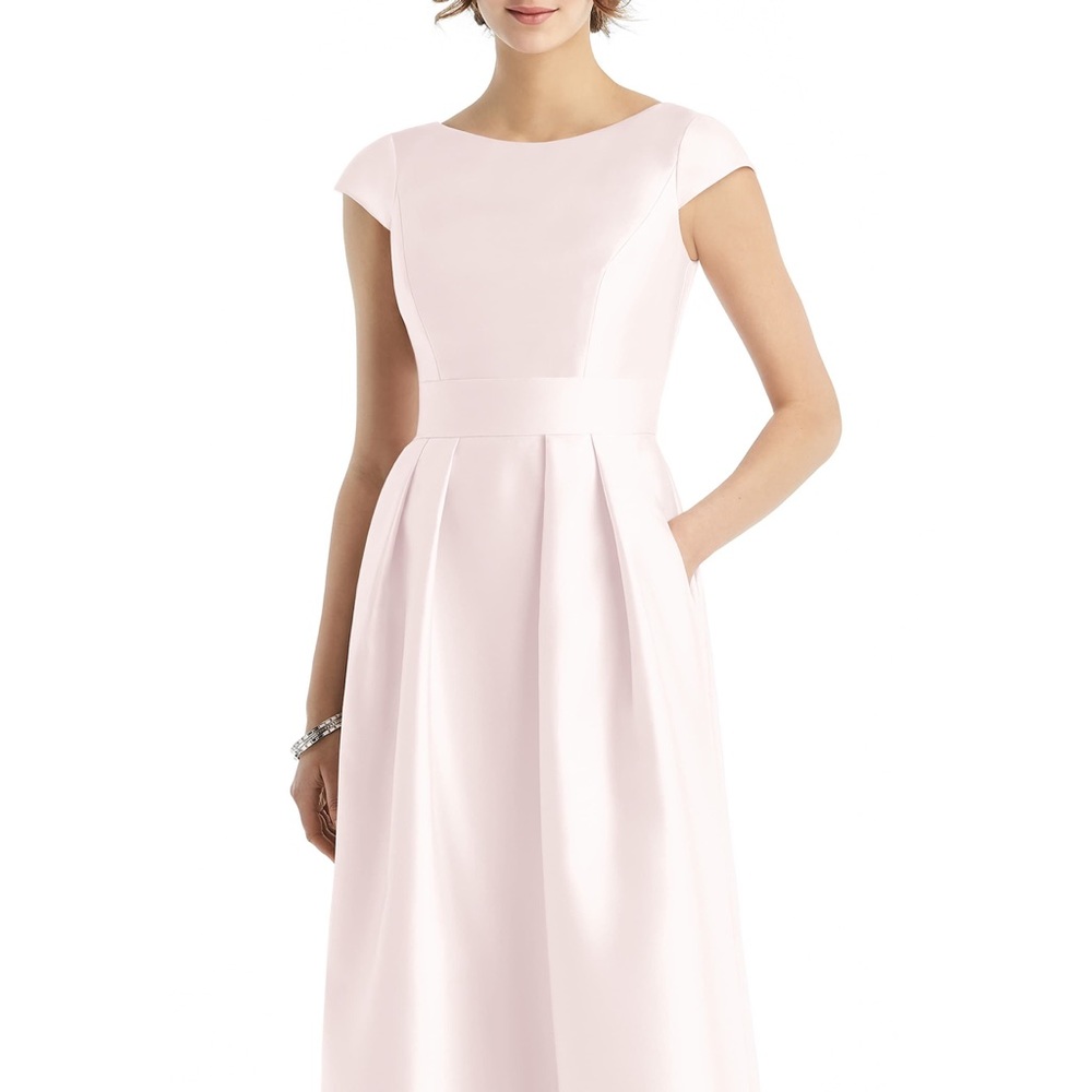 Alfred Sung Cap Sleeve Gown